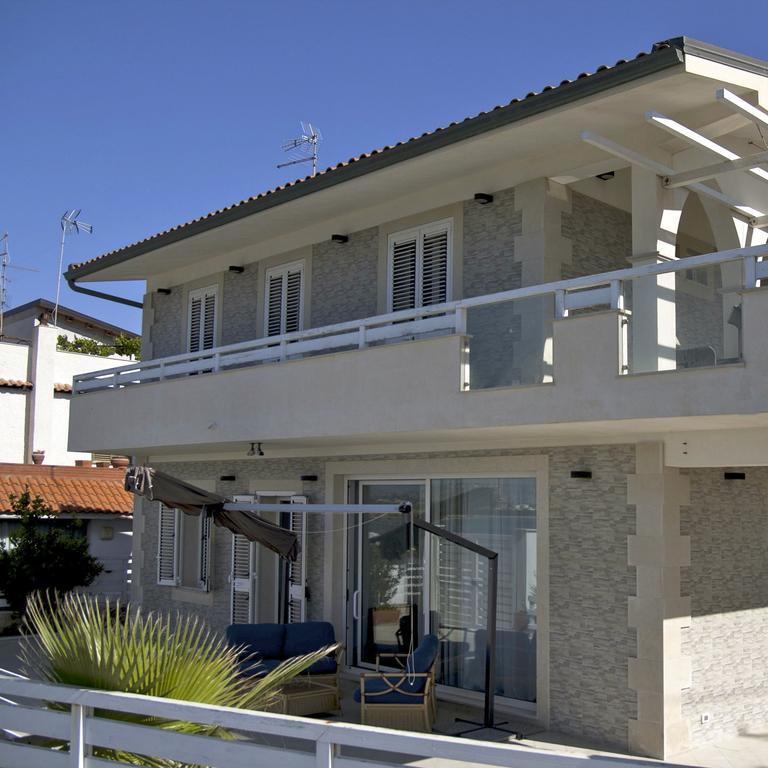 Apartament Amateia *